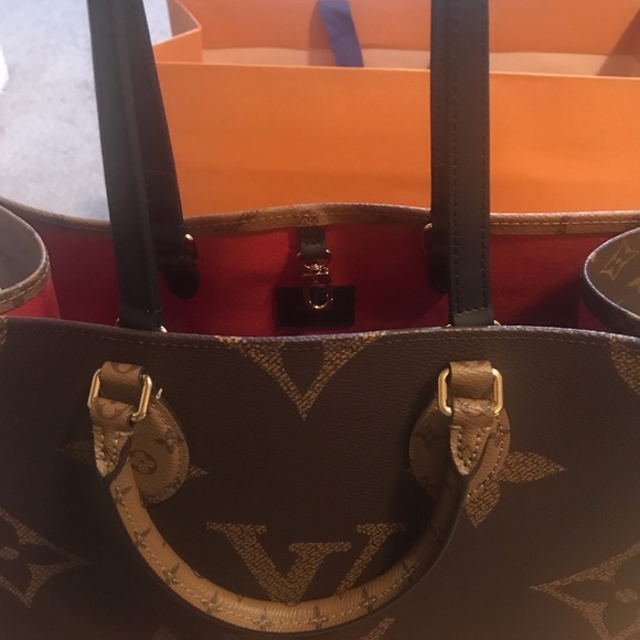💕SOLD-Louis Vuitton Reverse Monogram Onthego MM - Picture 15 of 16